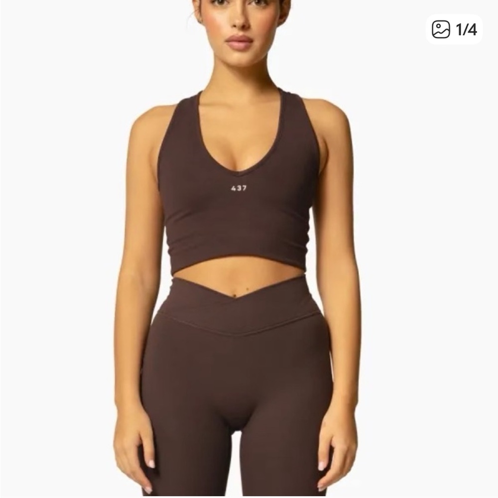 437 V Tank in Espresso